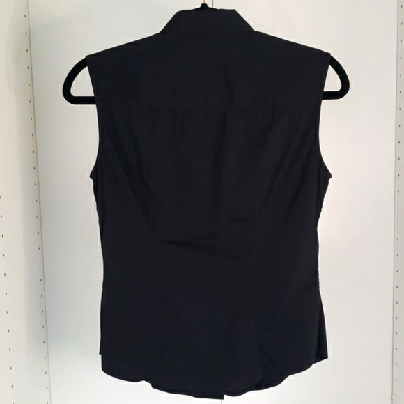 PRADA basic black button up sleeveless shirt - Picture 3 of 10